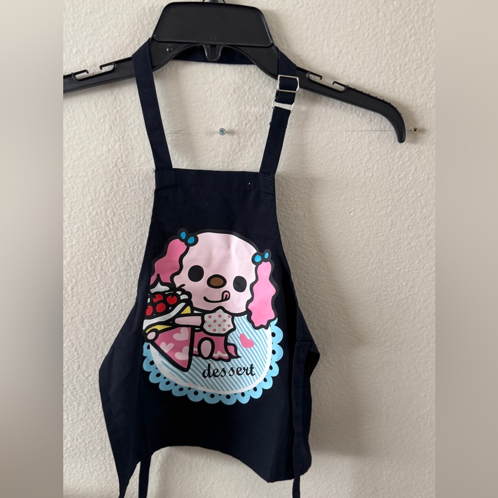 Cute Cartoon Apron with Dessert Design